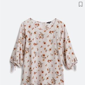 Larie Tie Sleeve Blouse NWT